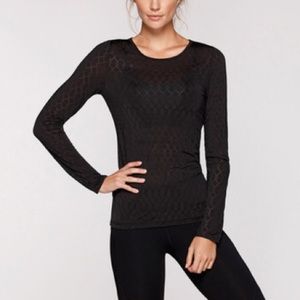 Lorna Jane FITTED long sleeve, size medium